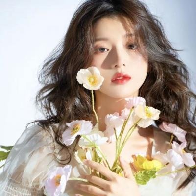 女王帝国 在线观看